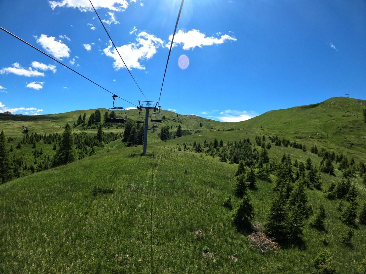 Le Chaberton, Renove En 2021, Pied Des Pistes Et Spa Montgenevre Luaran gambar